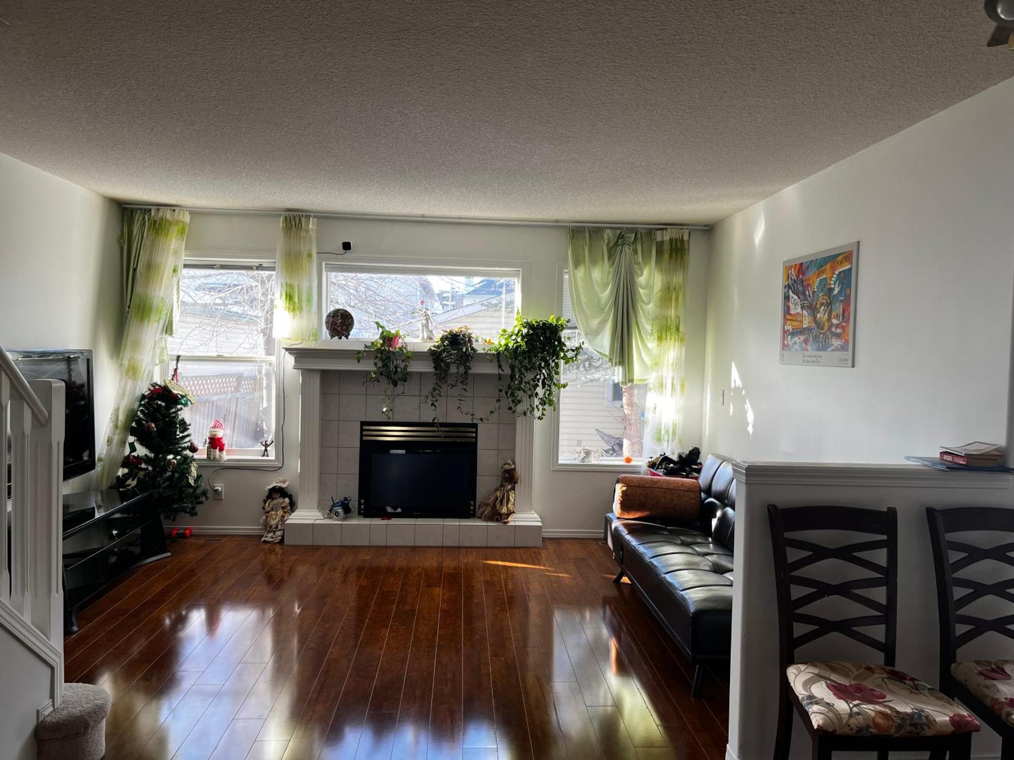 Hidden Valley New Basement Suite With Private Bathroom! YYC Buitenkant foto